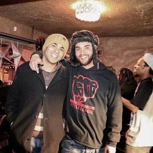 Meet your Posher, Troy